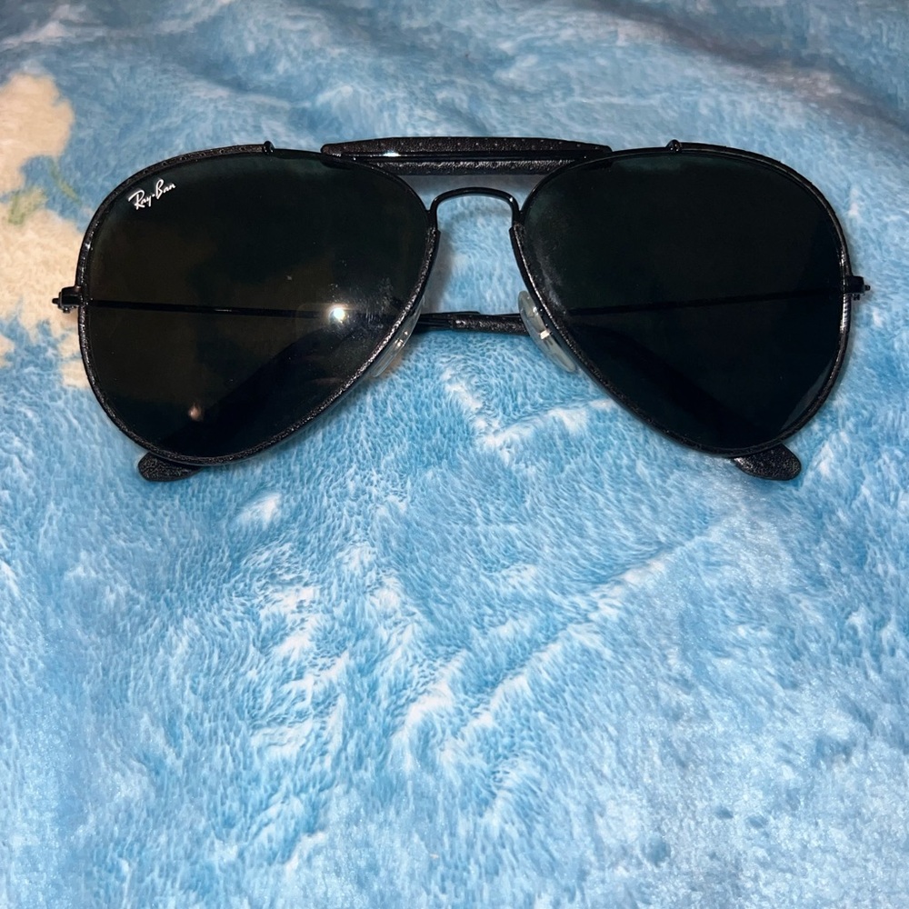 Ray-Ban Textured Outdoorsman Aviator Sunglasses